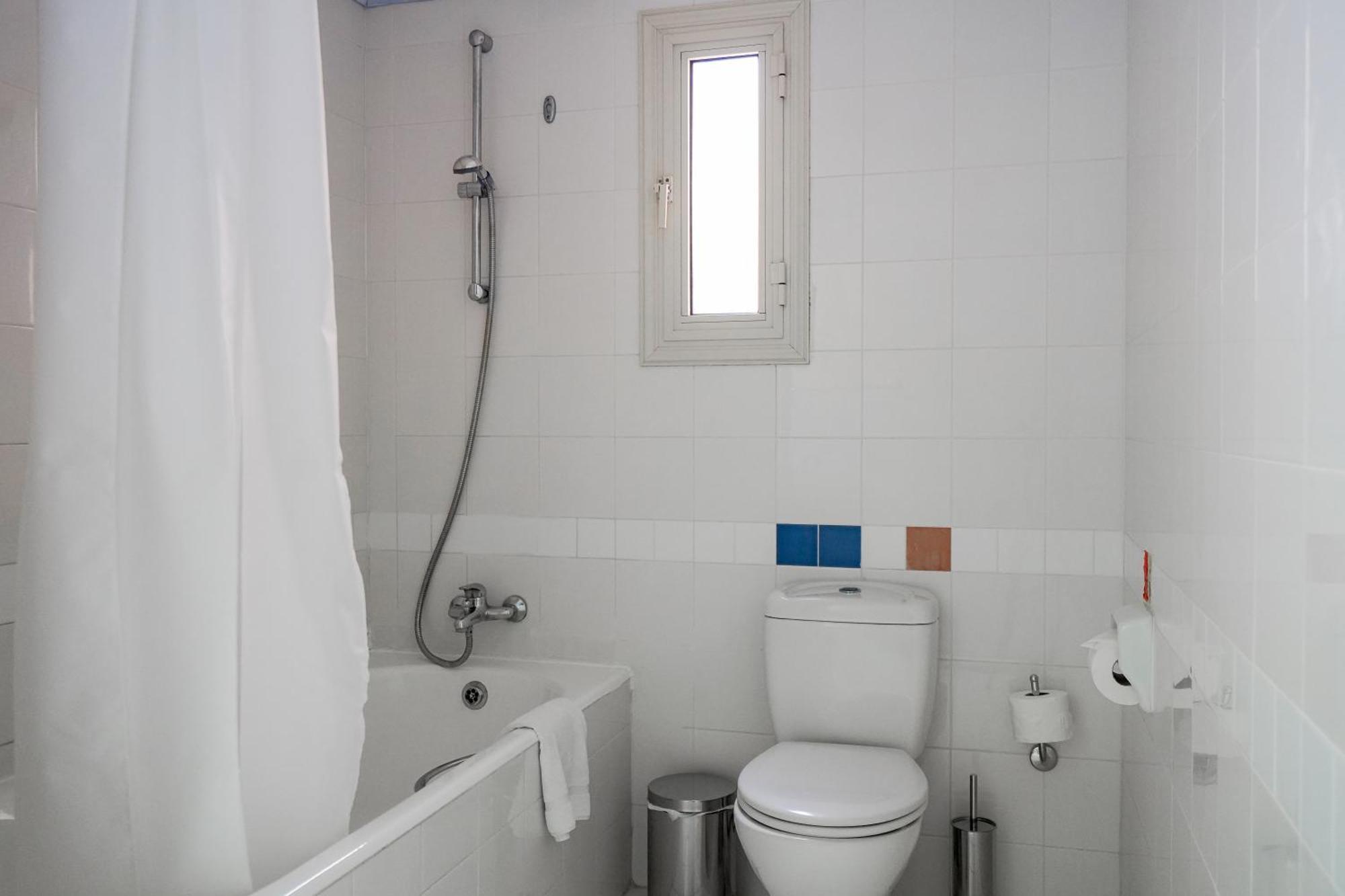Appartement Resitour - Basilica à Paphos Extérieur photo