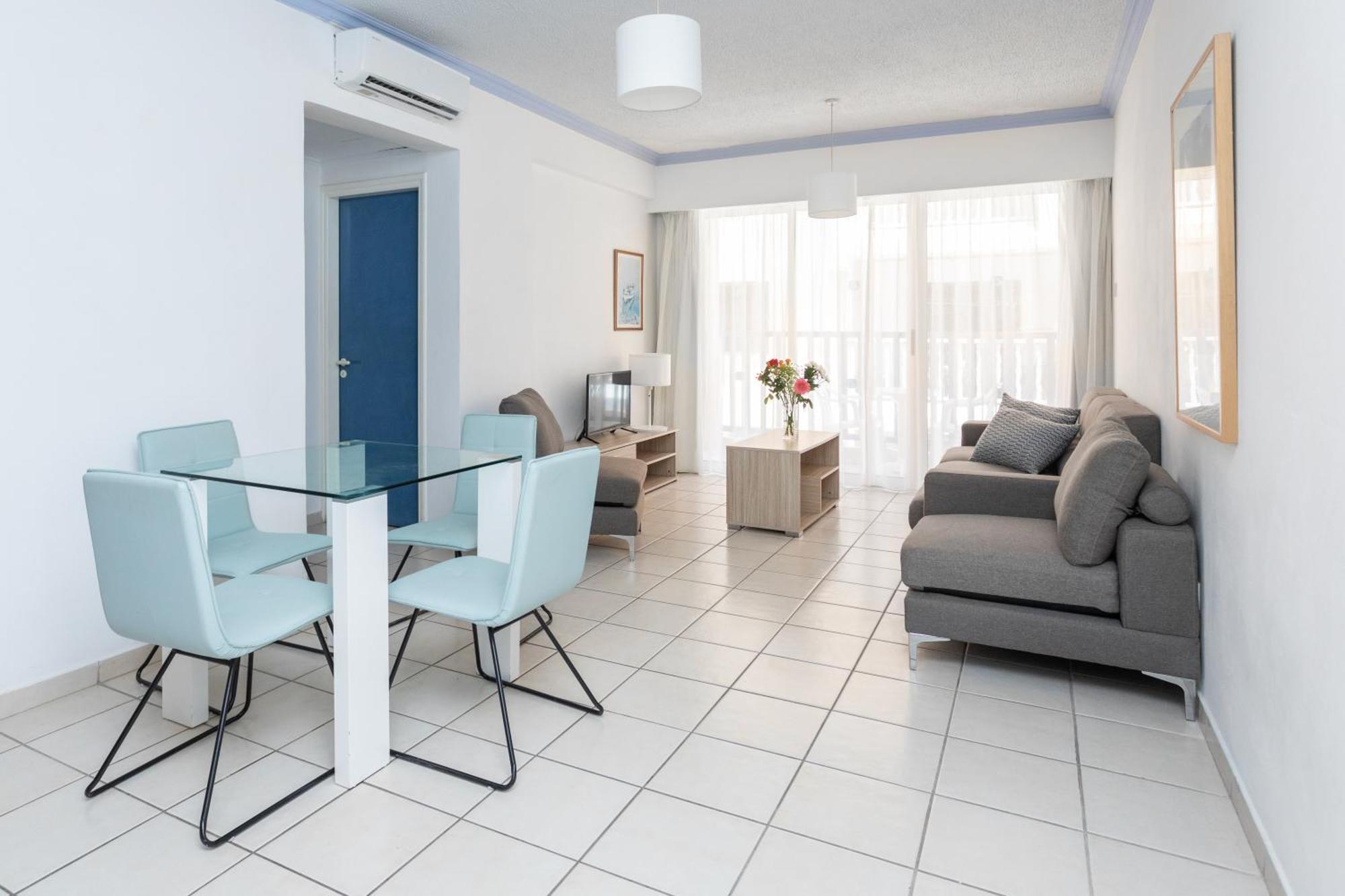 Appartement Resitour - Basilica à Paphos Extérieur photo