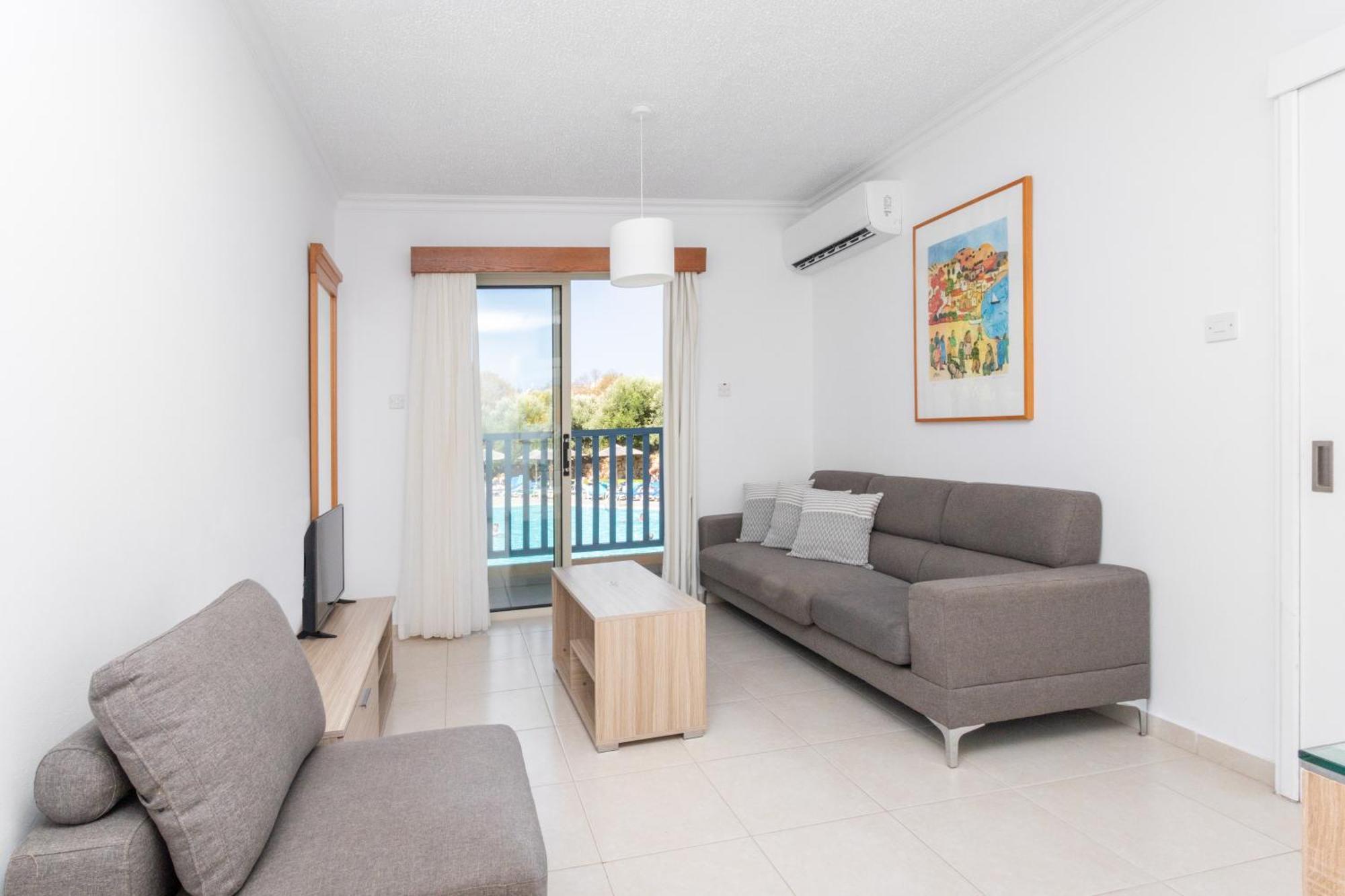 Appartement Resitour - Basilica à Paphos Extérieur photo